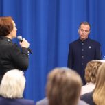Дмитрий Медведев: Женщины приходят в «Единую Россию», чтобы решать конкретные проблемы