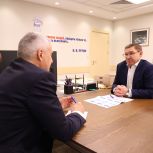 Владимир Якушев обсудил с главой Карелии Артуром Парфёнчиковым ключевые направления работы в регионе по Народной программе «Единой России»