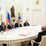 Дмитрий Медведев: Представители «Единой России» обязаны сделать всё для Победы