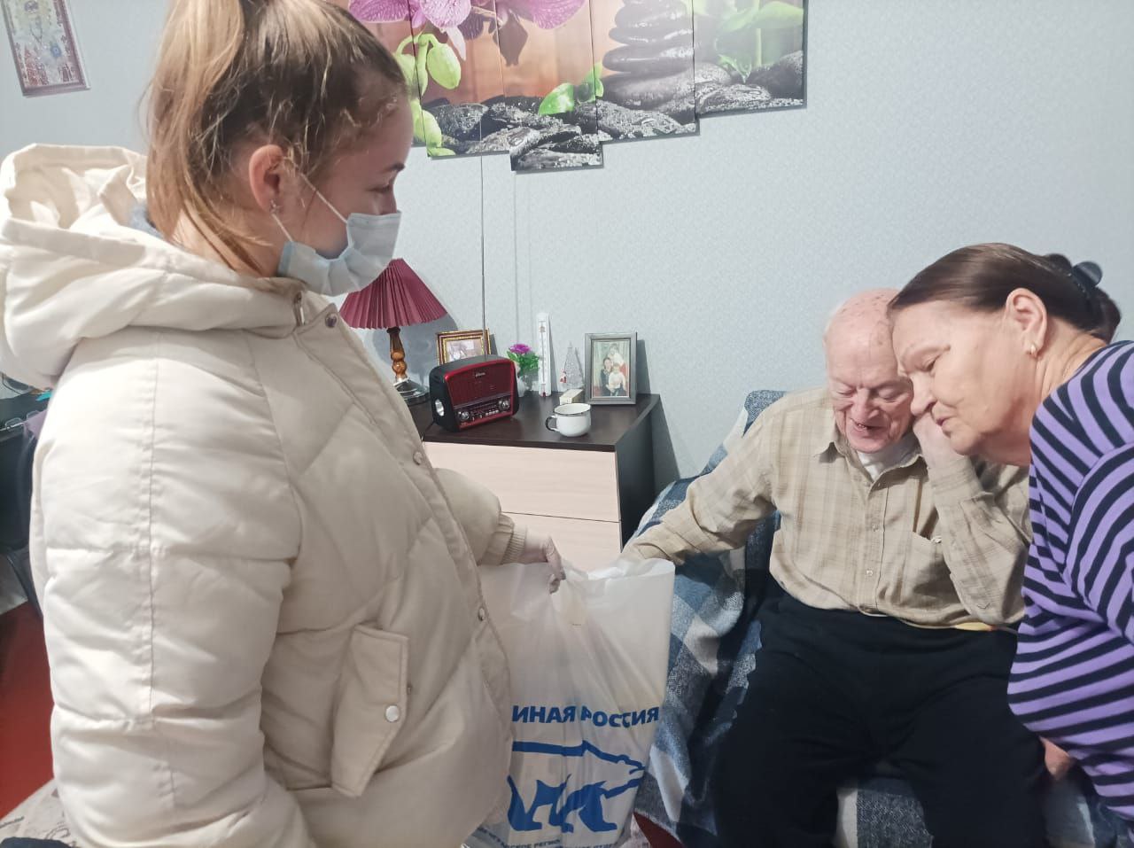 В Волгограде поздравляют фронтовиков с наступающим праздником