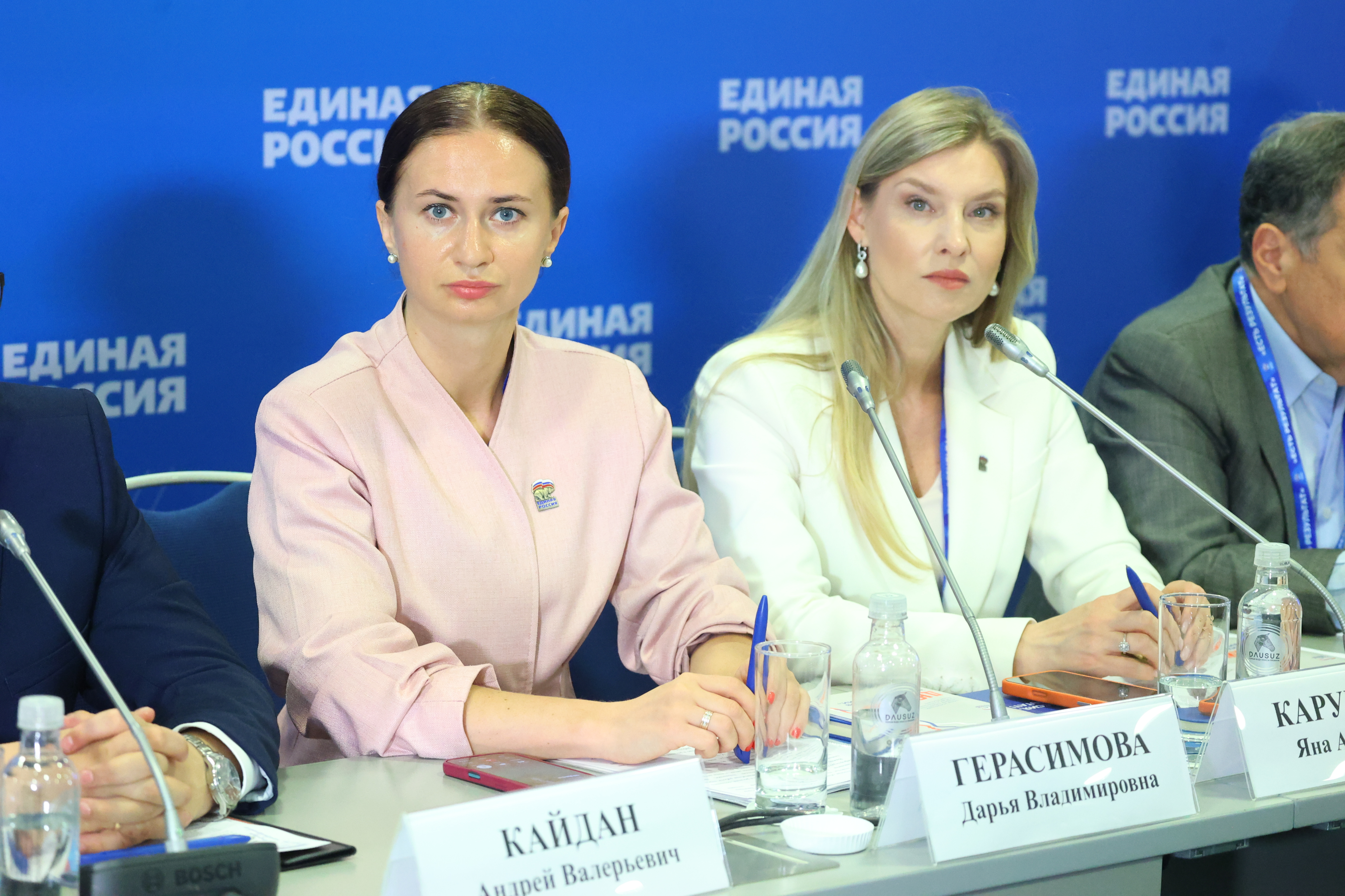 Круглый стол «Развитие регионов: современная инфраструктура, транспорт, строительство и благоустройство»