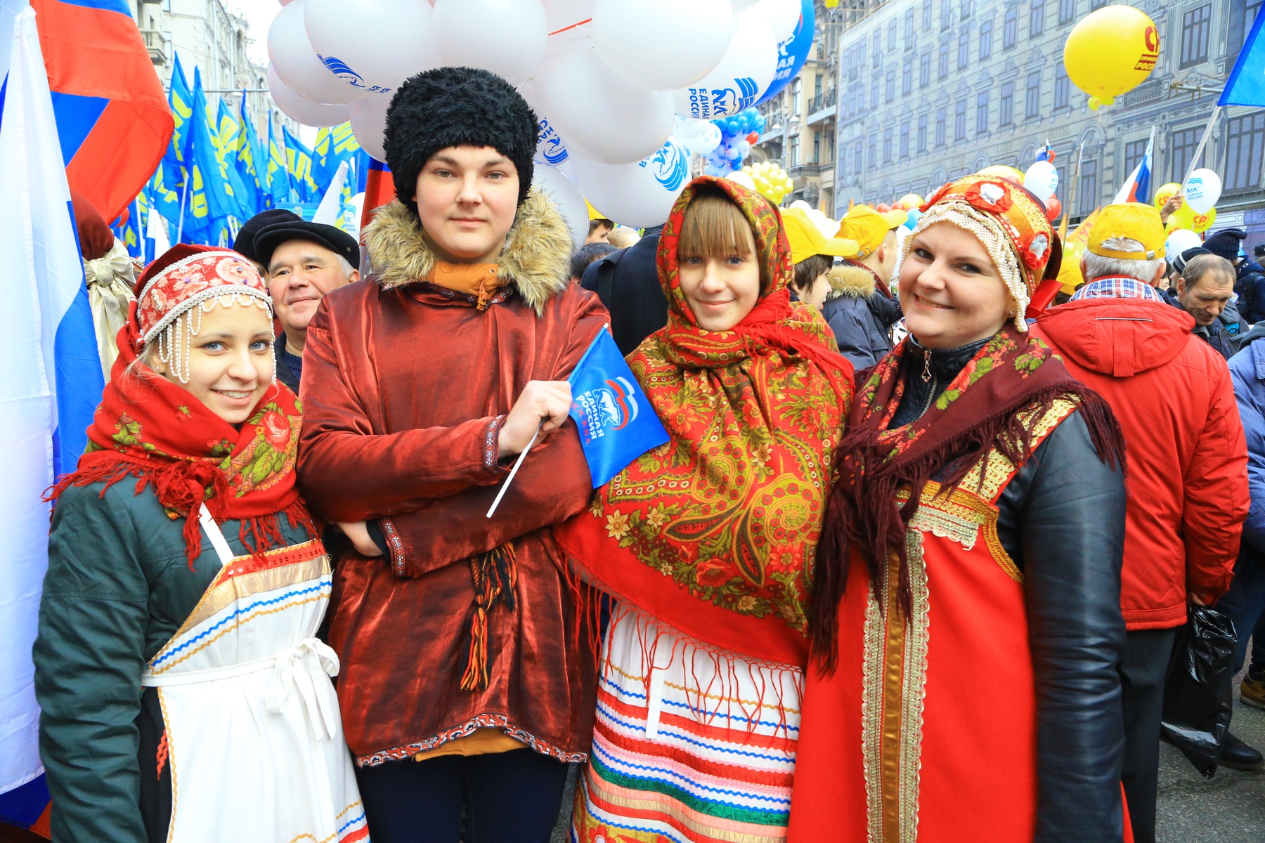 Шествие и митинг «Мы едины» в честь Дня народного единства в Москве