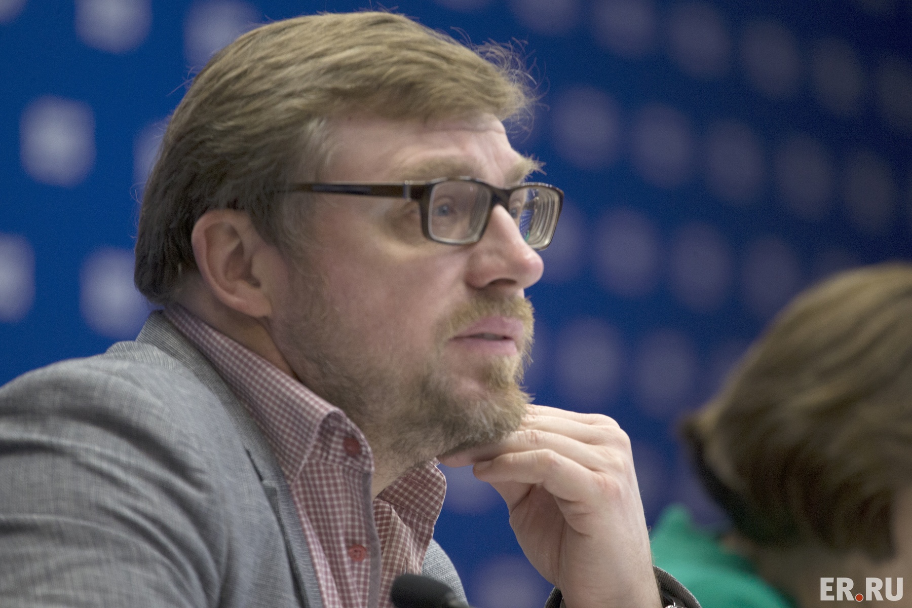  Селекторное совещание на тему «О реализации направления «Реконструкция спортивных залов в сельских школах» в рамках федерального партийного проекта «Детский спорт» в 2018 году и задачах на 2019 год»