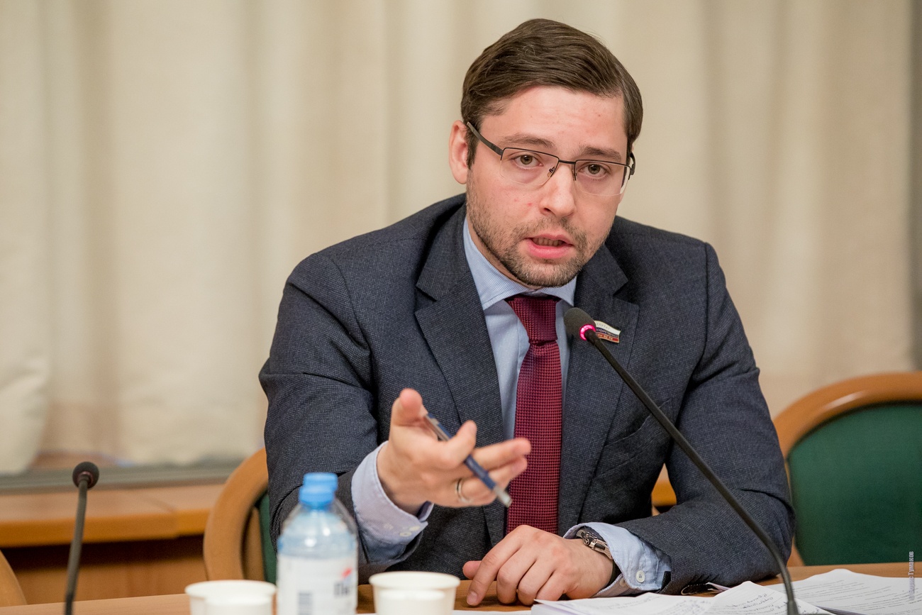  Заседание Рабочей группы Госдумы по защите прав участников долевого строительства. Фото: duma-er.ru 