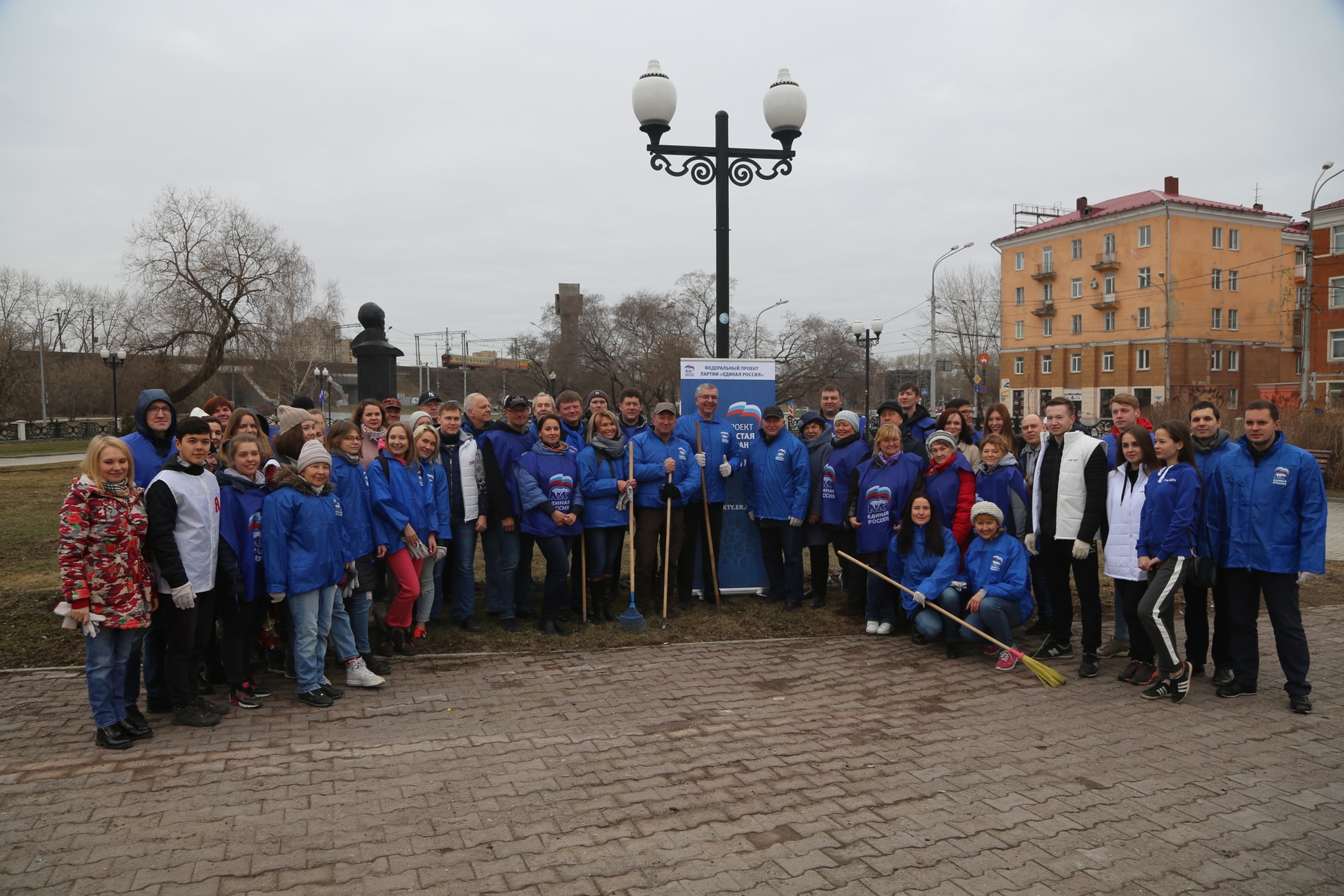  В рамках партпроекта «Чистая страна» в регионах России прошли субботники. Пермский край