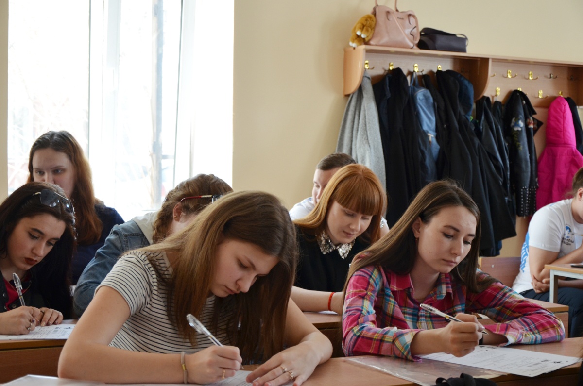  В России проходит историческая акция «Единой России» «Диктант Победы». Амурская область