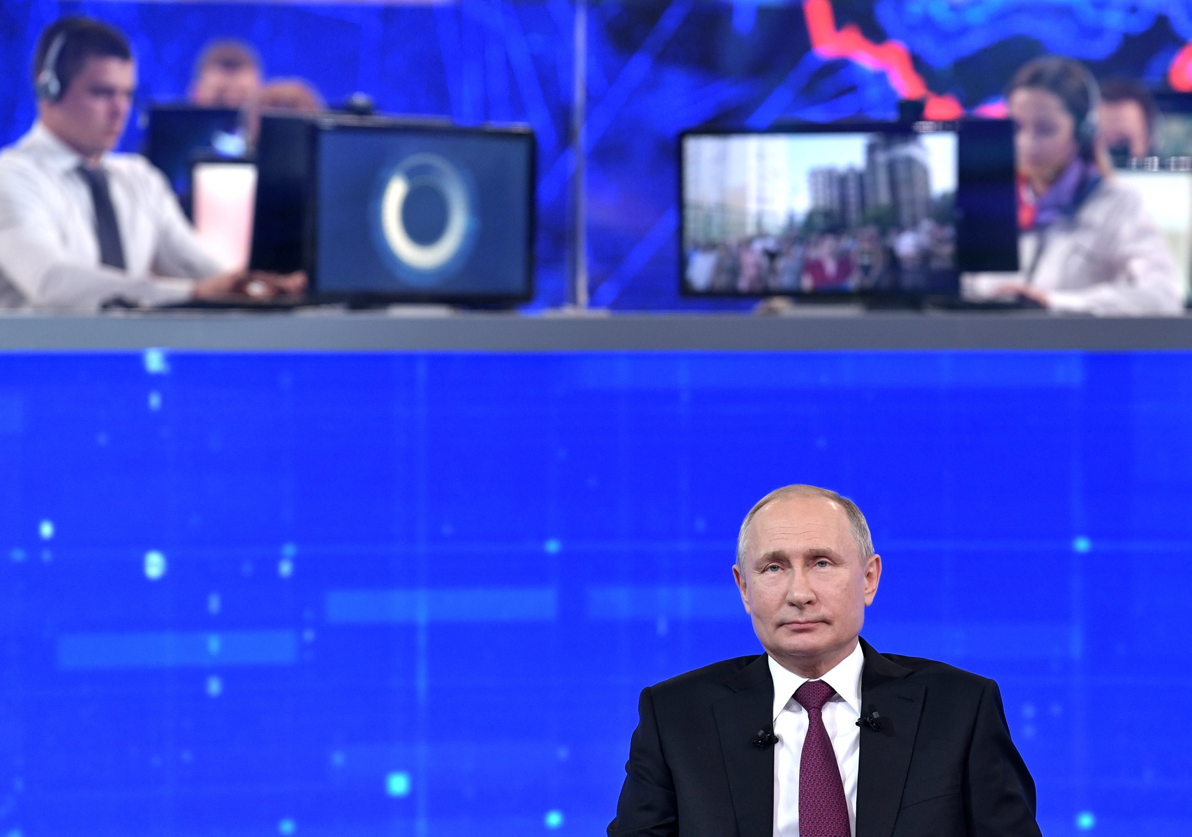   Ежегодная специальная программа «Прямая линия с Владимиром Путиным». Фото: Алексей Никольский/РИА Новости