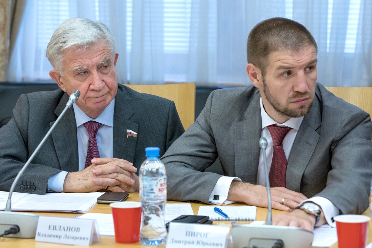   Заседание Рабочей группы Президиума Генсовета Партии по защите прав дольщиков. Фото: Борис Тумаков