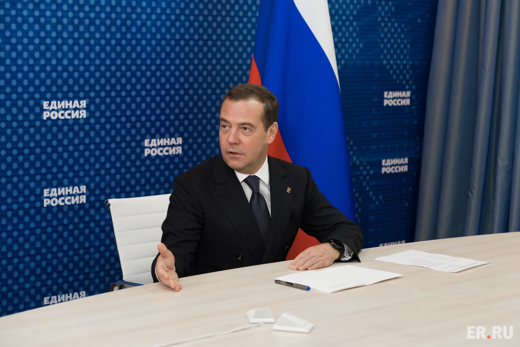  Дмитрий Медведев провел прием граждан в Центральной общественной приемной Партии